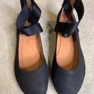 Gentle Souls by Kenneth Cole Noa Lisa Ankle Cross-Strap Wedge Flats